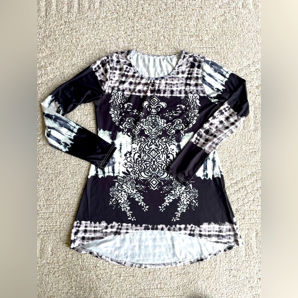 Graphic Art Design Tunic Long Sleeve